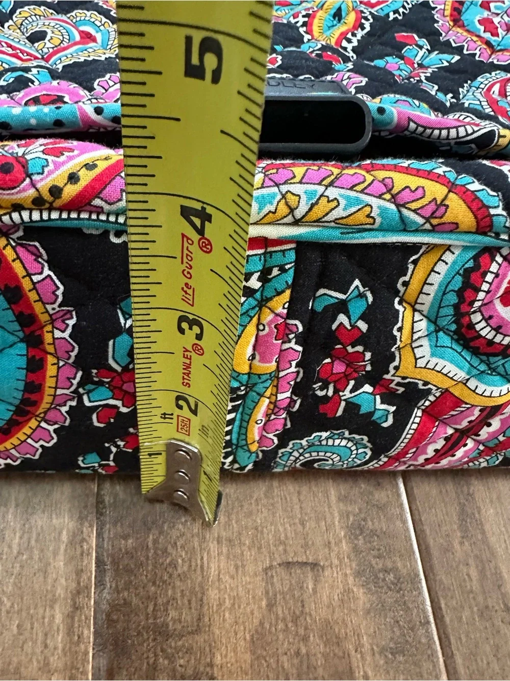 Vera Bradley Parisian Paisley Quilted Messenger Laptop Commuter Bag EUC